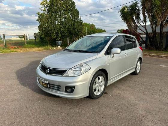 NISSAN TIIDA 1.8 S 16V FLEX 4P MANUAL